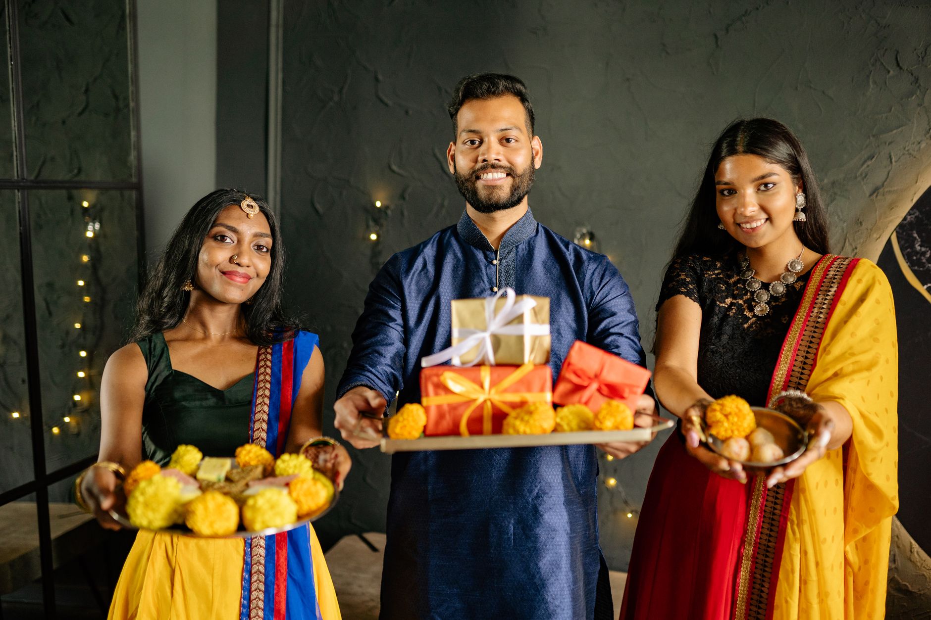 Samsung Diwali offers: Free TVs and Soundbars Await!